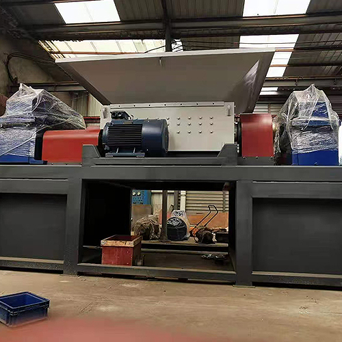 Pre shredder machine