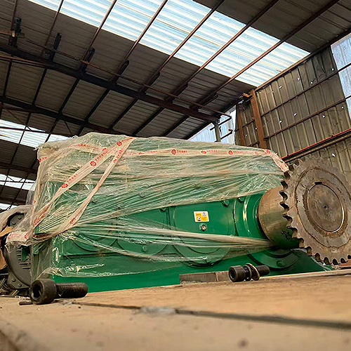 Pre shredder machine